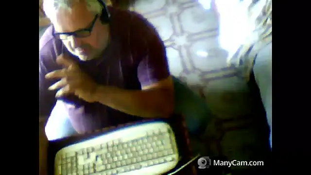 swichcassanesi's Webcam Show