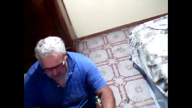 swichcassanesi's Webcam Show
