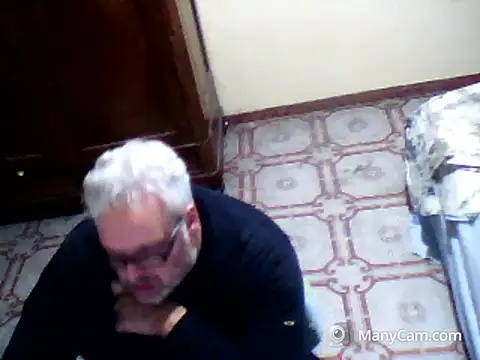 swichcassanesi's Webcam Show