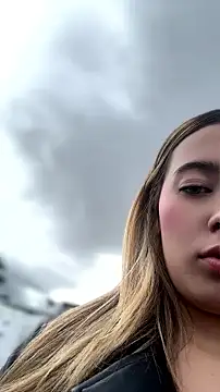 צ'אט XXX בשידור חי של kloe__t18