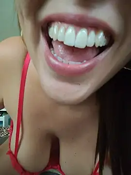 Maya_Brooke Adlı Modelin Web Kamerası Şovu