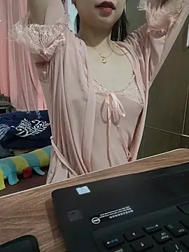 NinaKey Webcam Show