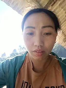 hot-luna-'s Live Chat Room