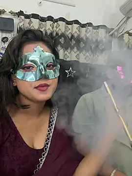 pooja_sexy79 Show in webcam