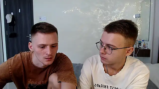 NikiKerryCum's Webcam Show