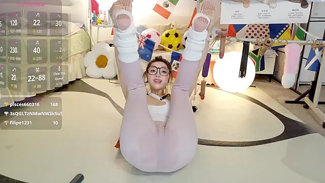 cosplay_LiLi Adlı Modelin Canlı XXX Sohbeti
