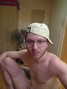 VoltNoirPrime Show in webcam