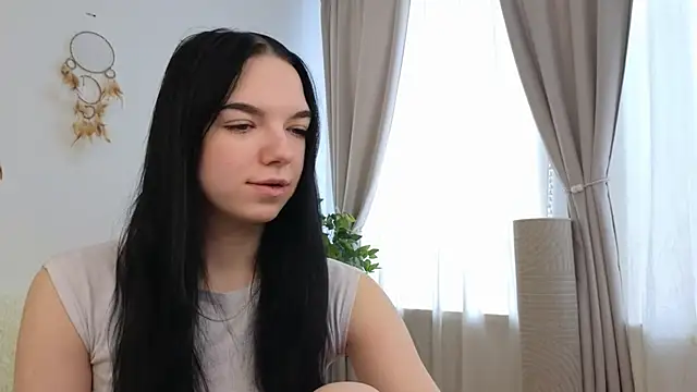 Chat soba uživo modela Evelin_wow