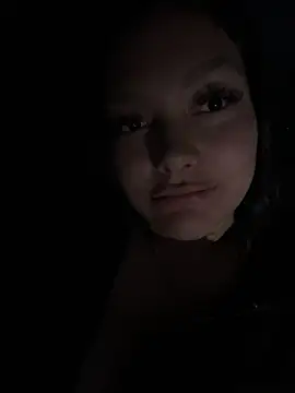 Miia__Taylor Show in webcam