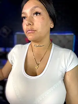 Miia__Taylor Chat XXX in diretta