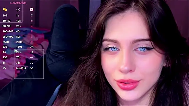 luna_dreamxx élő XXX-chatje