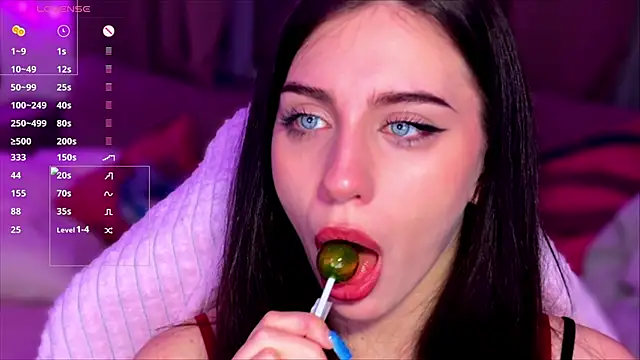 luna_dreamxx's Webcam Show