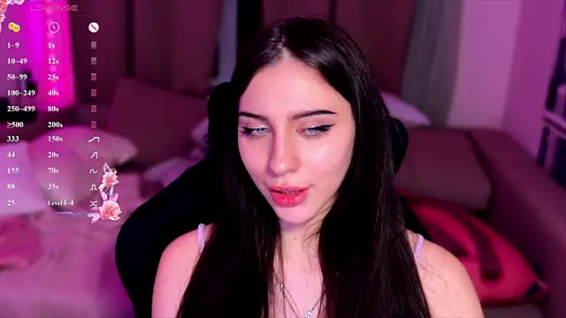 luna_dreamxx's Live XXX Chat