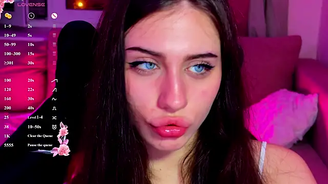 luna_dreamxx's Live XXX Chat