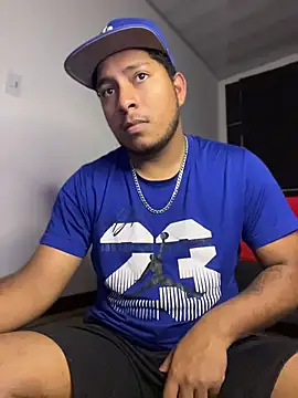 Pokazy przed kamerką – Danny_black11