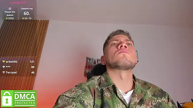 הופעת וובקאם של SebastianMaximoff_