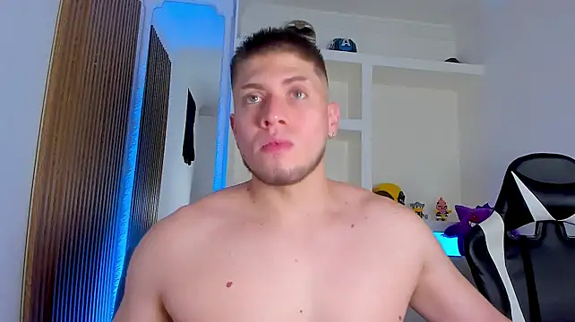 Show modela SebastianMaximoff_ na web-kameri