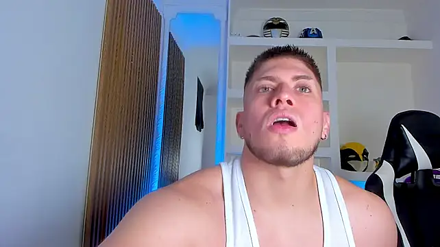 SebastianMaximoff_ Show Webcam