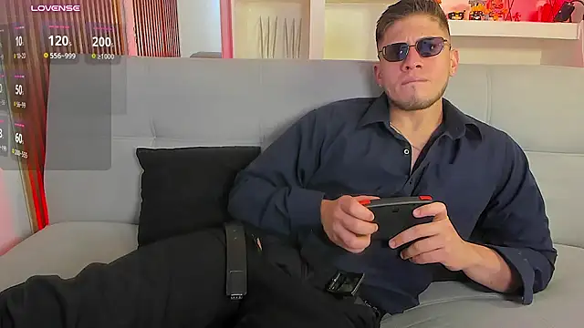 SebastianMaximoff_ Webcam show