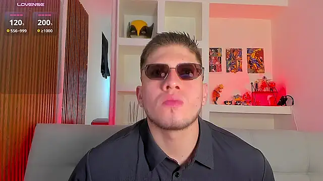 Show modela SebastianMaximoff_ na web-kameri