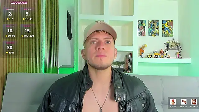 SebastianMaximoff_ Show in webcam