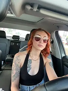 ThornsandHoney's Webcam Show