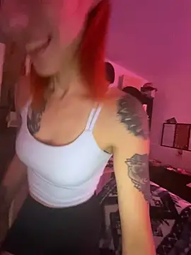 ThornsandHoney's Webcam Show