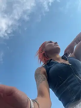 Chat XXX Live ThornsandHoney