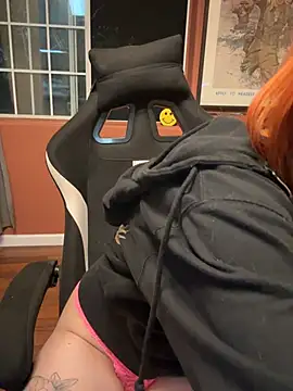 ThornsandHoney's Webcam Show