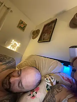 ThornsandHoney webcam show