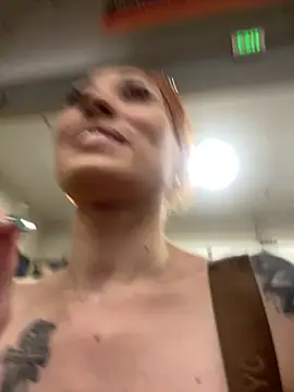 Chat XXX Live ThornsandHoney