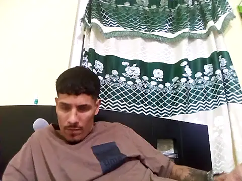 Show de lok2321 na webcam