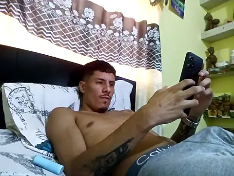 lok2321's Webcam Show