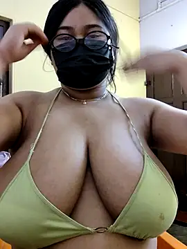 Chat XXX ao vivo de mini27mimi
