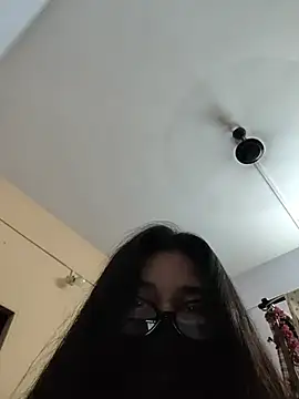 mini27mimi Chat XXX in diretta