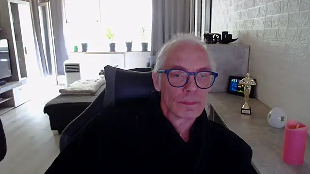 KoelnKoeln 网络视讯表演