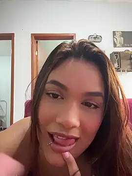 Show de webcam de Latina_kiara
