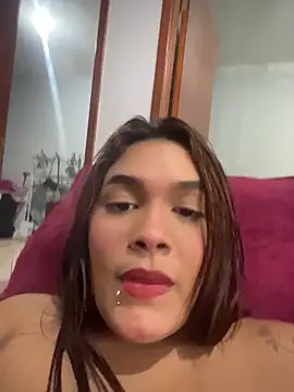 Show de Latina_kiara na webcam