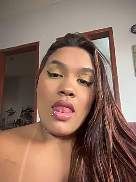 Show de Latina_kiara na webcam