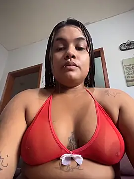 Show de Latina_kiara na webcam