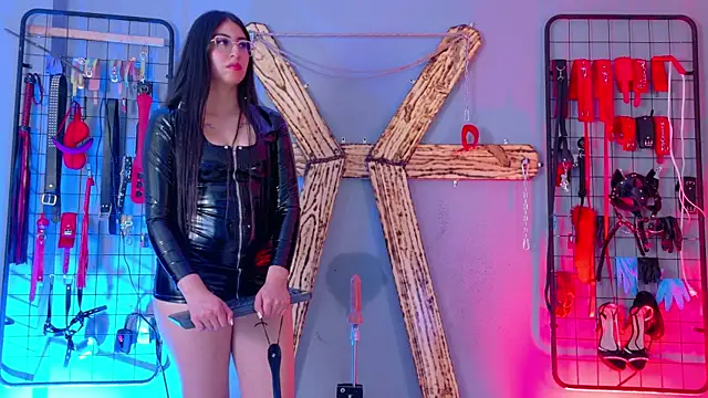 Miss_Afrodita_and_Iris: вебкам-шоу