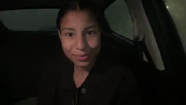 YaraEstelle Show Webcam