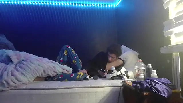 Webkamerová show spooky425hd