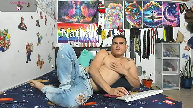 nathannathaniel Show in webcam