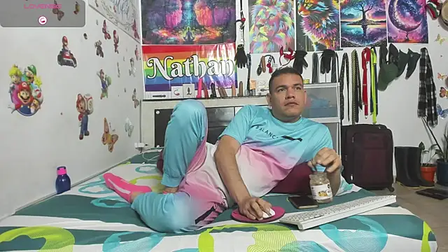 nathannathaniel Adlı Modelin Web Kamerası Şovu