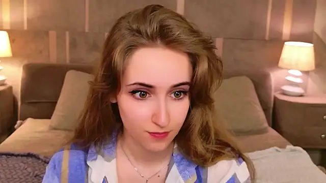 Tara_Keats Live XXX-Chat