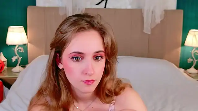 Tara_Keats Adlı Modelin Web Kamerası Şovu