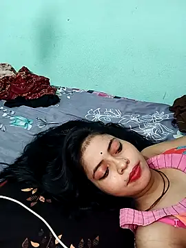 18_year_old_girl Adlı Modelin Web Kamerası Şovu