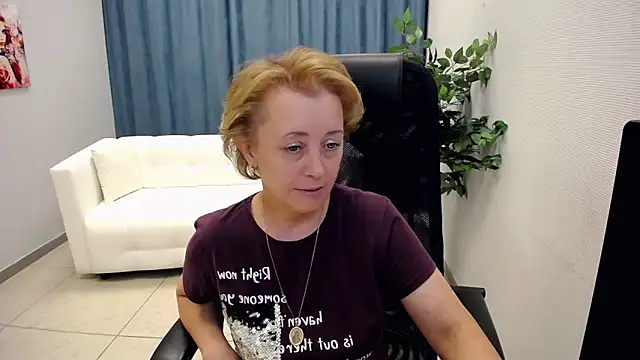 MONA_W's Webcam Show