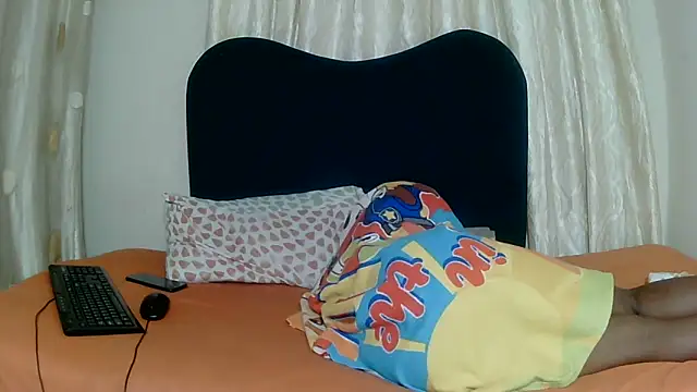 Онлайн чат Exotic_FreakyQueen